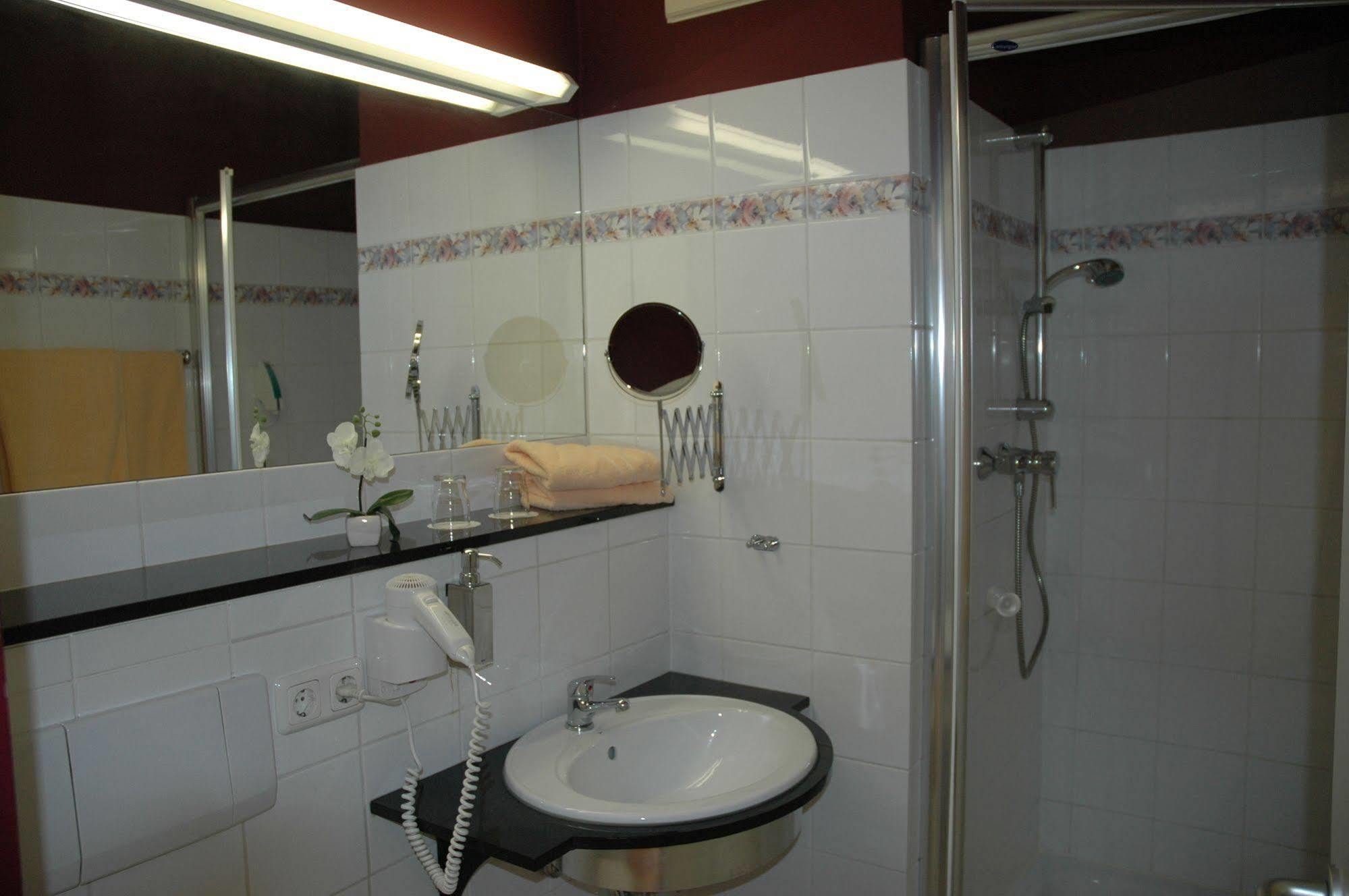 Alago Hotel Am See Cambs ภายนอก รูปภาพ